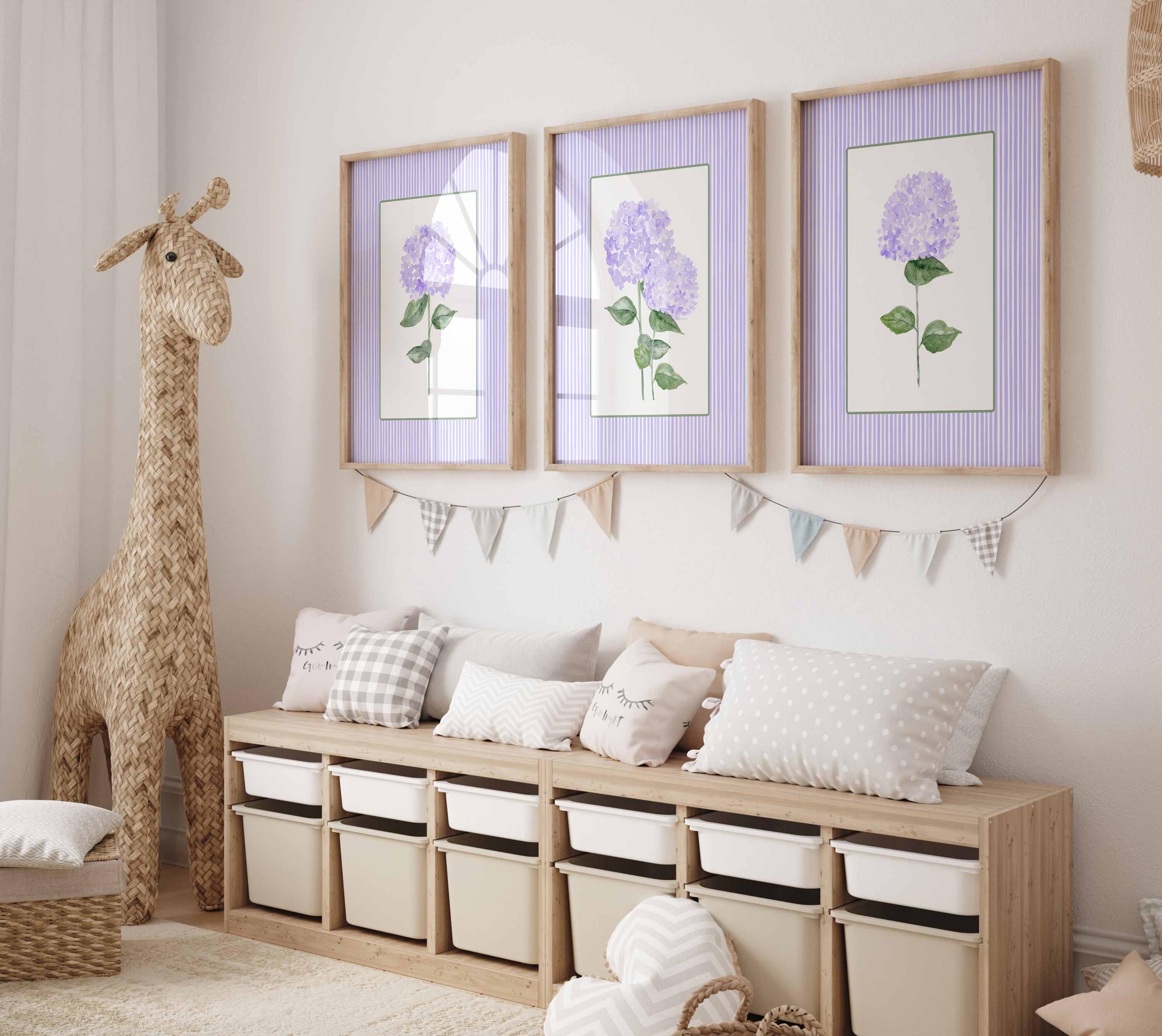 Impression d'hortensias violets, ensemble de 3 décorations murales, décor côtier à rayures, art tendance grand-millennial, salon style ferme, affiche de fleurs pour chambre de bébé Image secondaire du produit