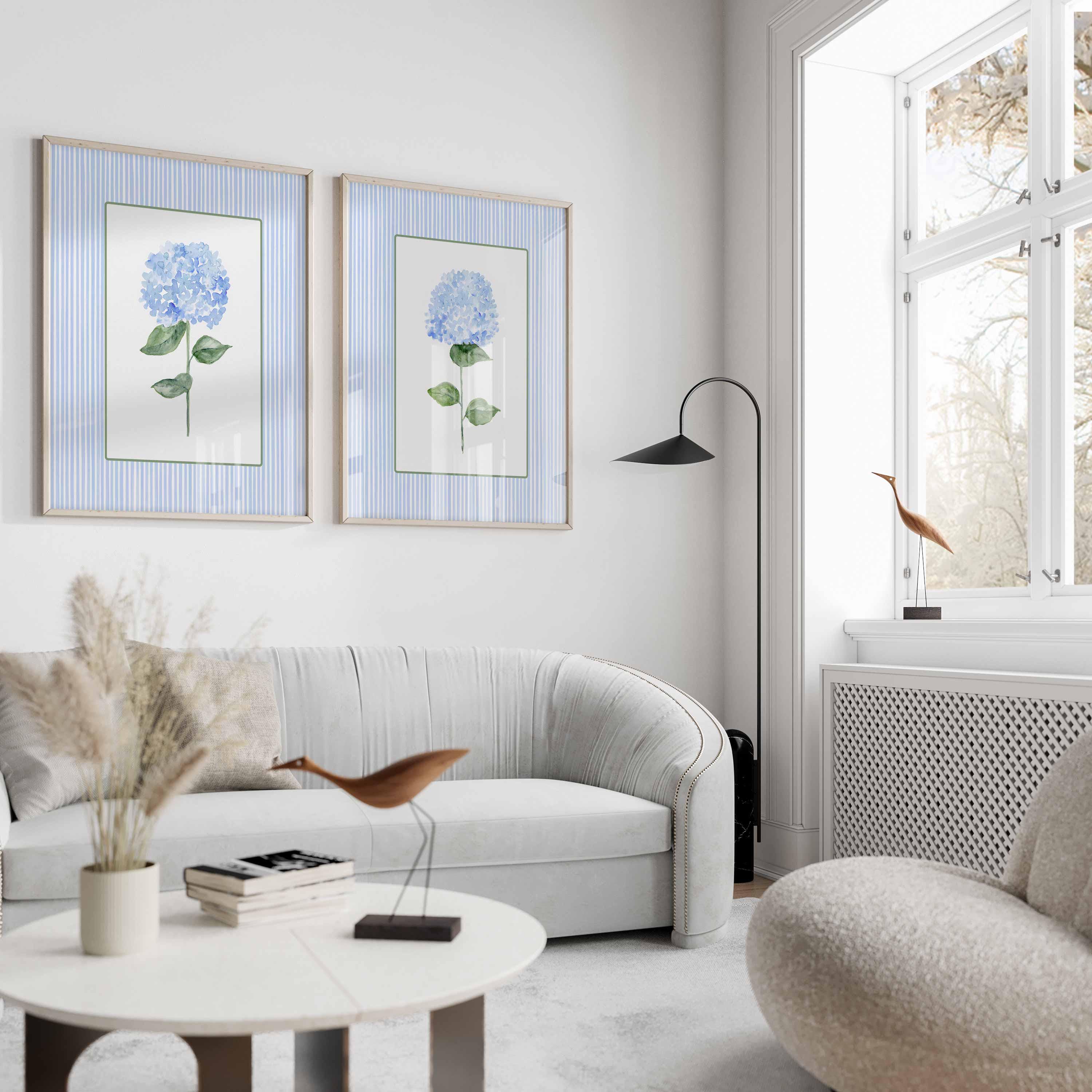 Acuarela de hortensias, juego de 2 láminas artísticas, decoración costera, póster floral azul estilo «grandmillennial», láminas para baño Imagen secundaria del producto