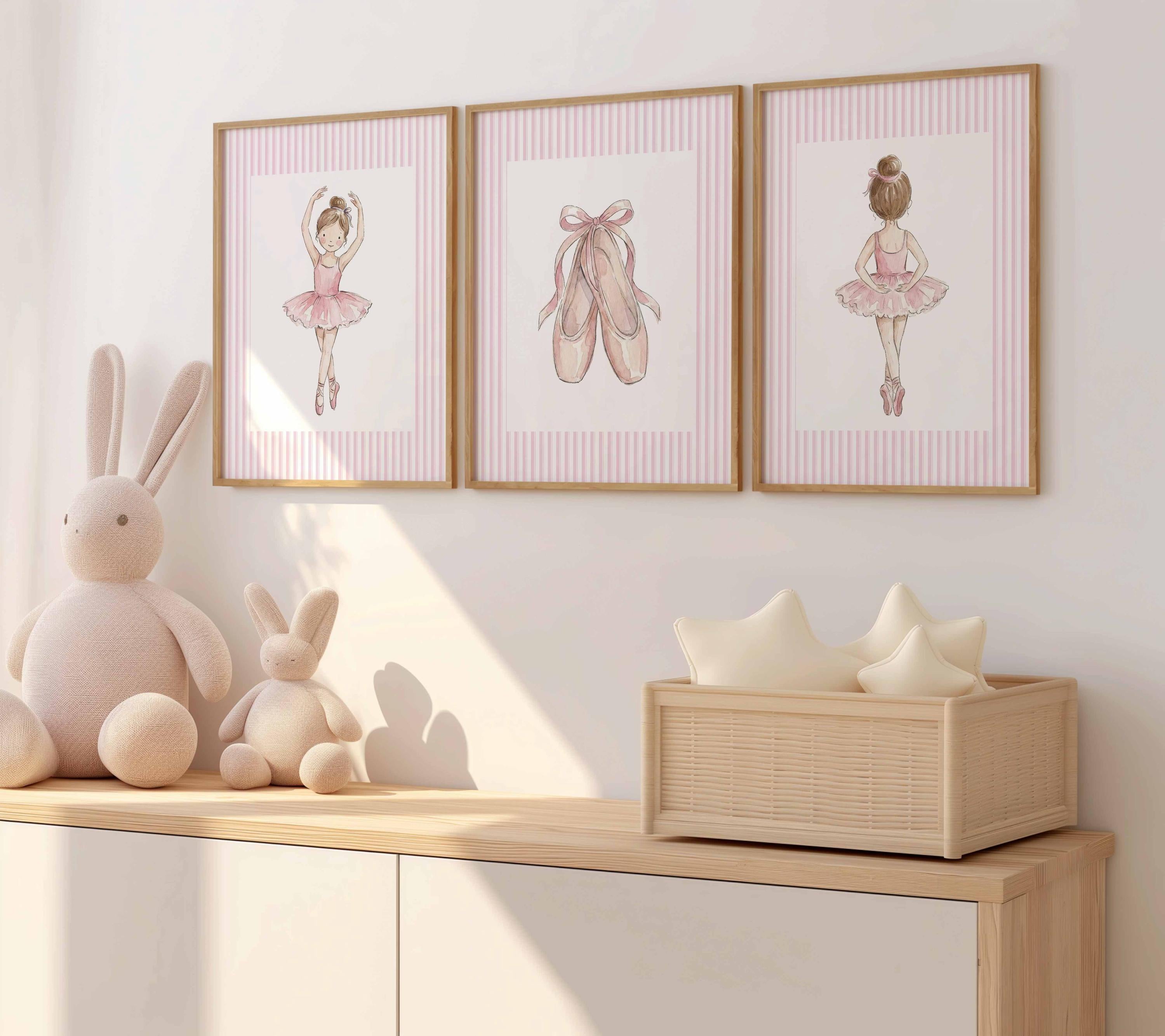 Ensemble de décorations murales pour chambre de bébé : ballets roses, impressions de ballerines, décorations murales chaussons de danse, décoration pour chambre de fille, œuvres d'art à l'aquarelle sur le thème du ballet, chambre de petite fille Image secondaire du produit