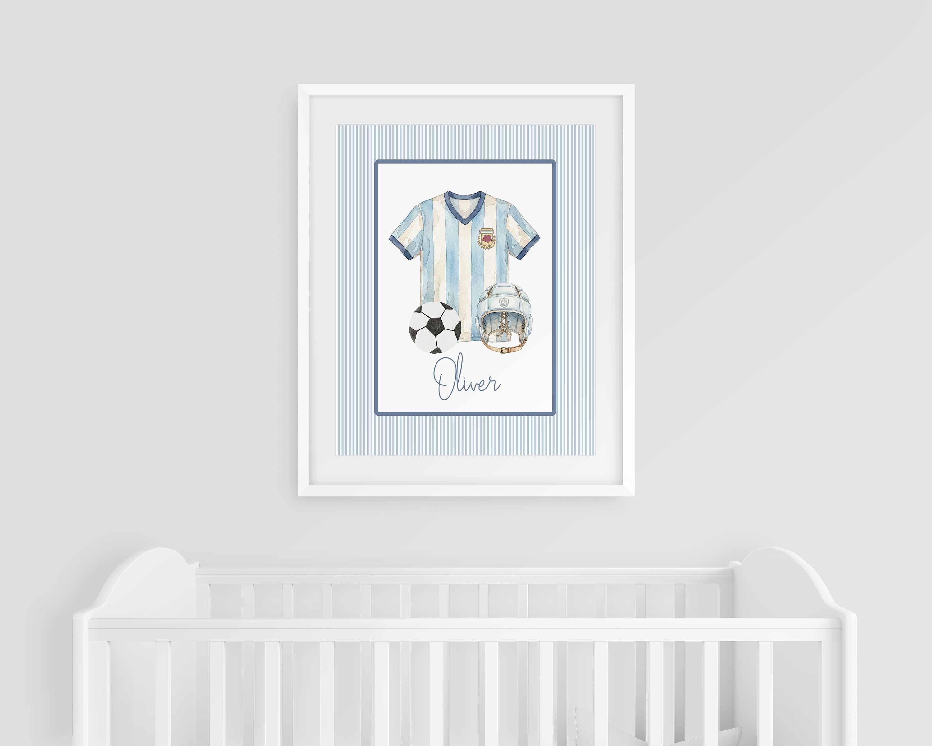 Décoration de chambre de bébé football personnalisée, affiche au nom de football sur mesure, art pour salle de jeux d'enfants, chambre de garçon sur le thème du sport, cadeau d'anniversaire pour enfant, décoration maillot vintage Image secondaire du produit